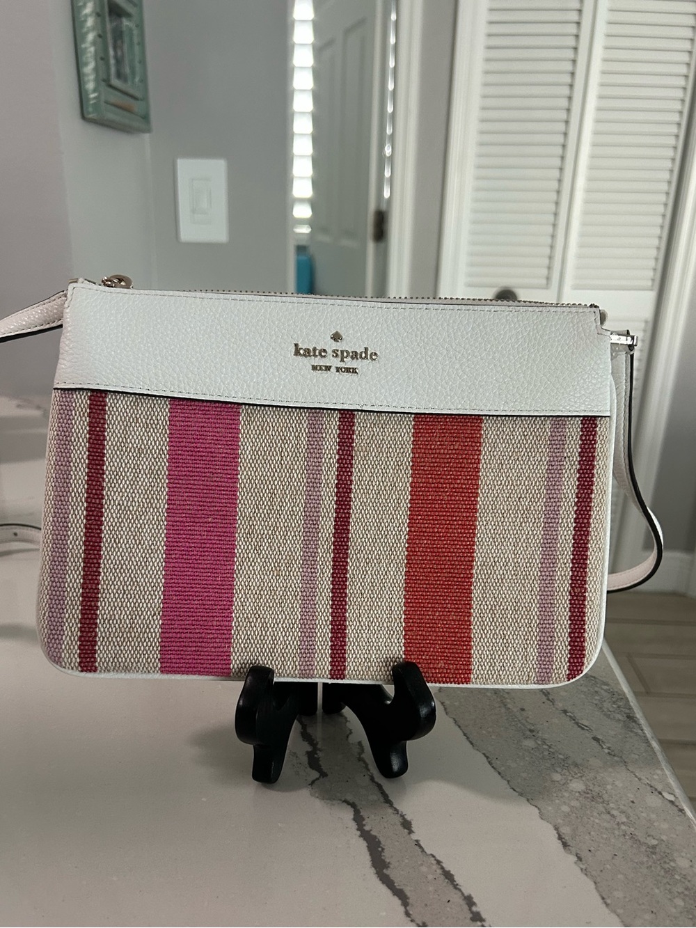 NWOT Kate Spade2 - Leila Striped Canvas
Triple Gusset Crossbody Pink
& Orange